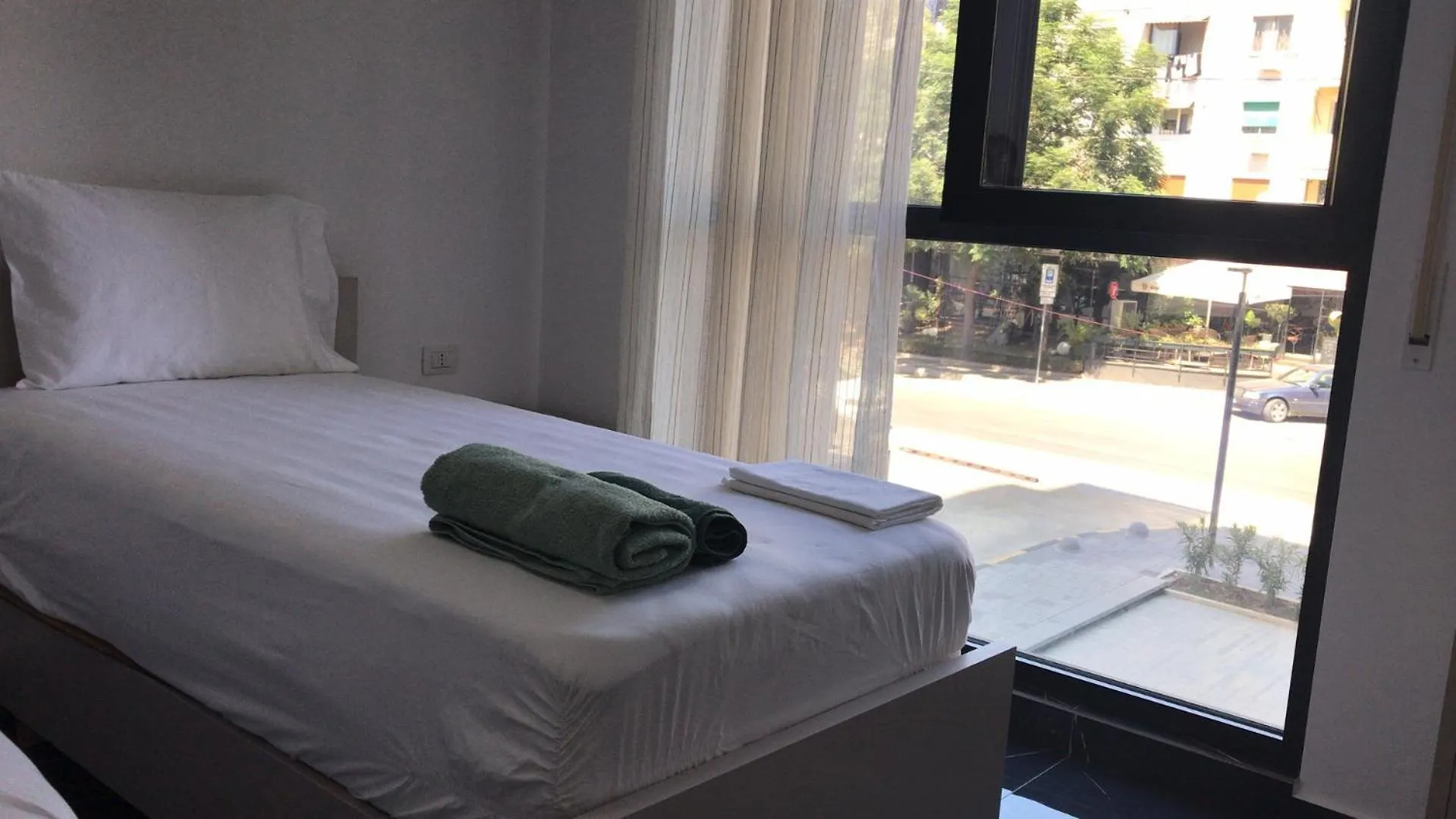 Vasil Gjika Apartment 1 Τίρανα