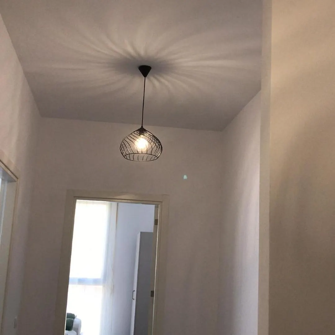 Vasil Gjika Apartment 1 Τίρανα 0*,