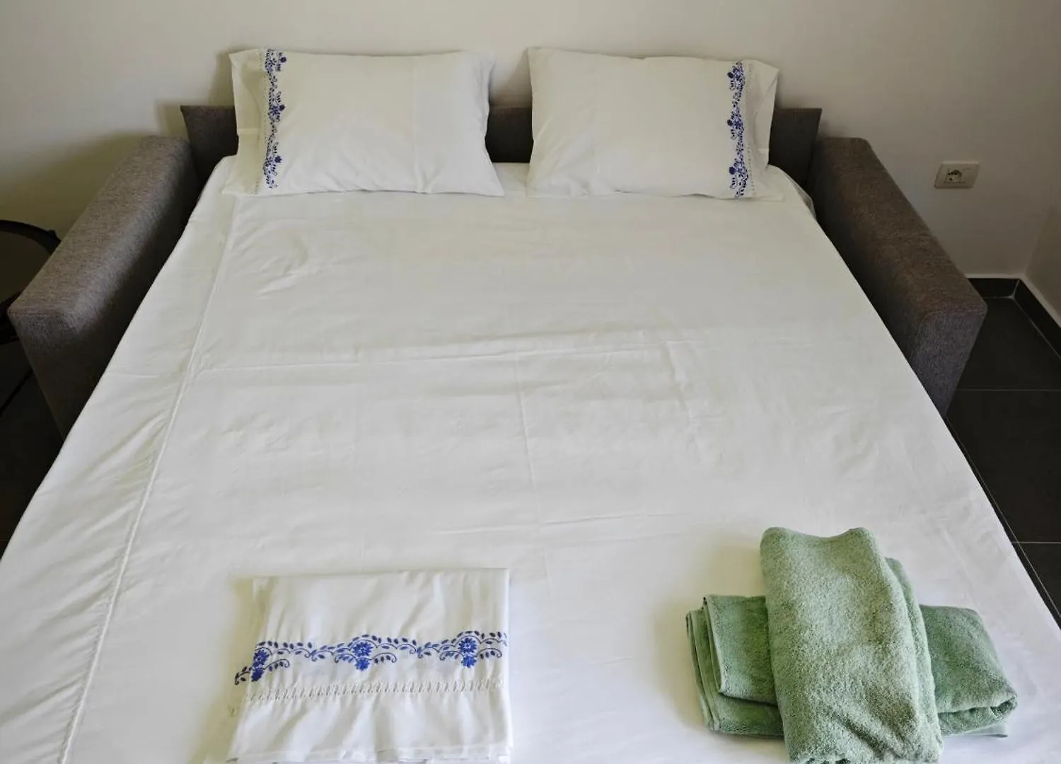 Vasil Gjika Apartment 1 Τίρανα